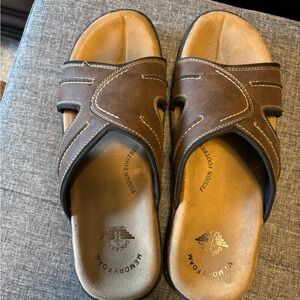 Dockers Memory Foam Slides